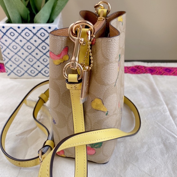 Coach Mini Town Bucket Bag In Signature Canvas With Dreamy Veggie Print - Picture 3 of 11
